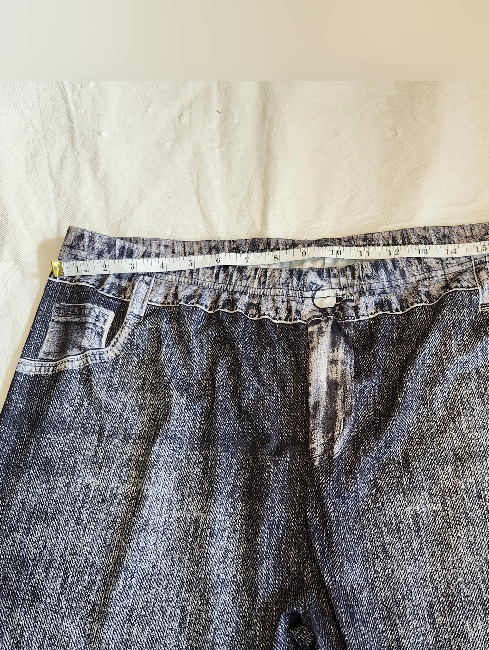 Women's Black Washed Floral-Print Leggings - Picture 4 of 9